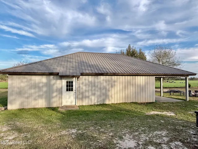 $375,000 | 2538 Timber Lane, Lucedale, MS 39452