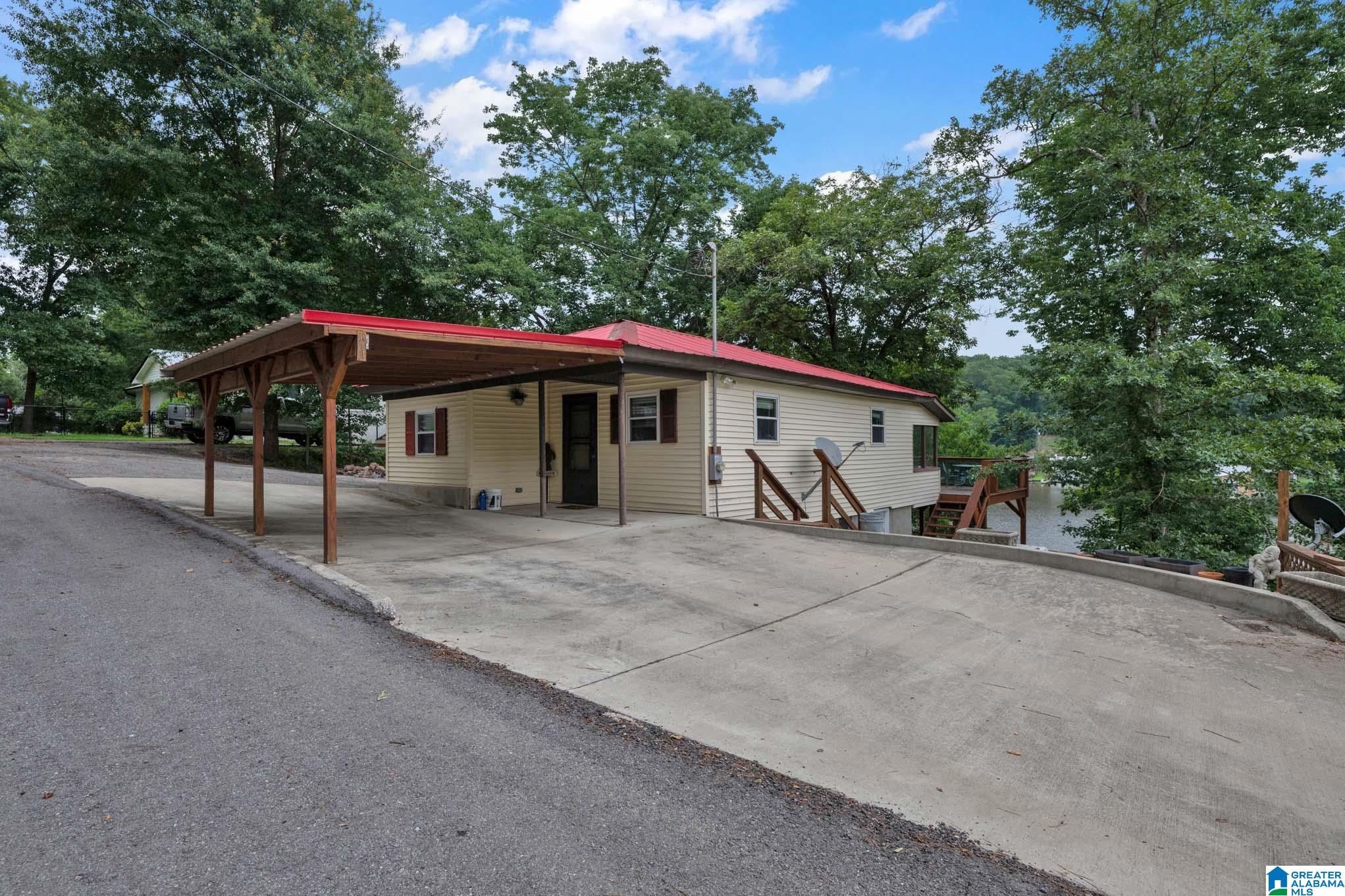 142 Riverside Drive Bessemer, AL 35023 - Photo 1 of 46