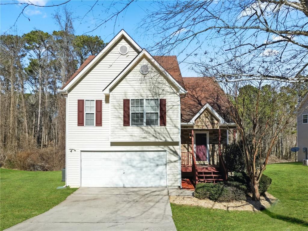 a view of house and outdoor space