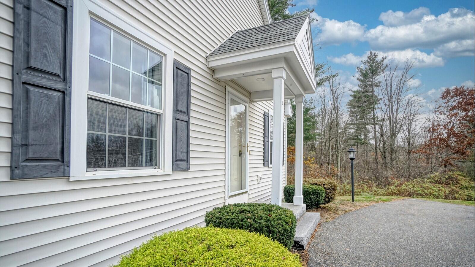 345 Saco Street, Unit 2 Westbrook, ME 04092 - Photo 4 of 46 345 Saco St Unit 2 Westbrook (5)_10