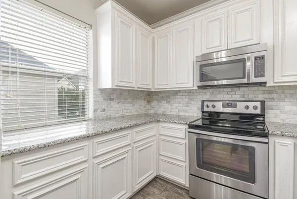 $2,699 | 1729 Tuam Street, Houston, TX 77004