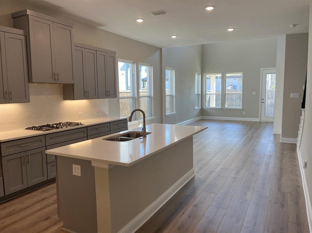 10594 Prairie Rose Road Frisco, TX 75035 - Photo 6 of 28 Gallery Image 6