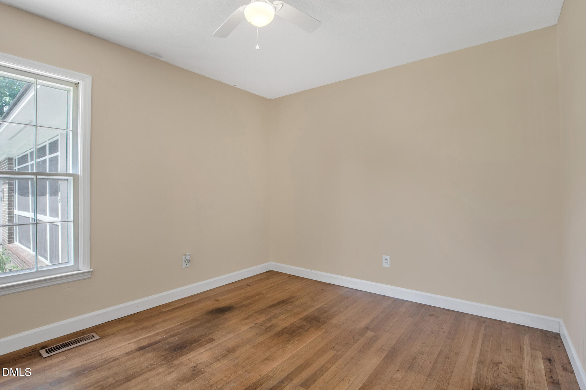 419 Dunmore Road Fayetteville, NC 28303 - Photo 20 of 27 419 Dunmore Rd(25 of 34)