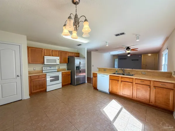 $1,750 | 10645 Senegal Drive, Pensacola, FL 32534