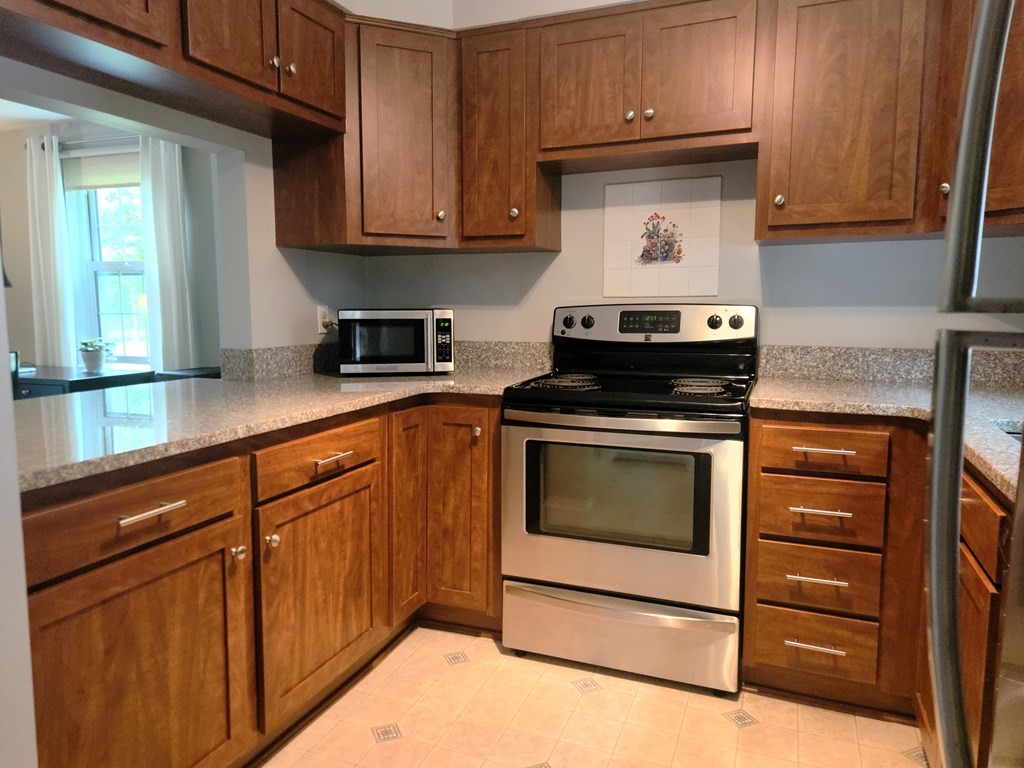 8 Tuck Farm Road, Unit 1G Auburn, MA 01501 - Photo 8 of 30 Gallery Image 8