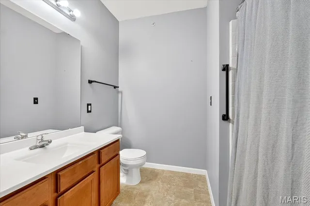 $175,000 | 27 Kassebaum Lane, Unit 202, St. Louis, MO 63129