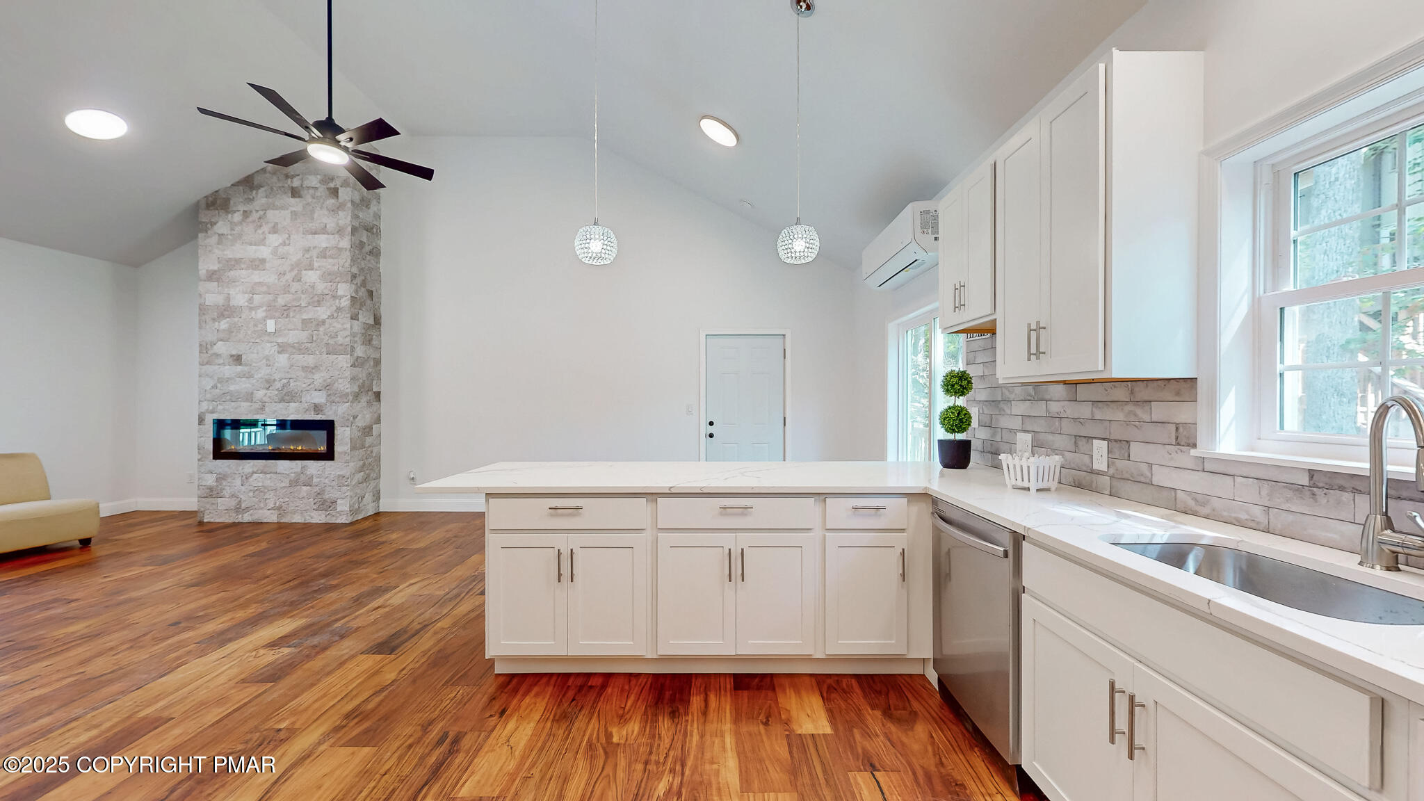 269 Stafford Drive Bushkill, PA 18324 - Photo 22 of 43 269-Stafford-Dr-07252025_221008