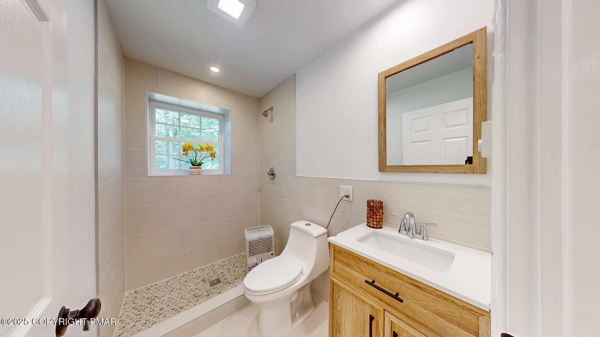 269 Stafford Drive Bushkill, PA 18324 - Photo 39 of 43 269-Stafford-Dr-07252025_221625