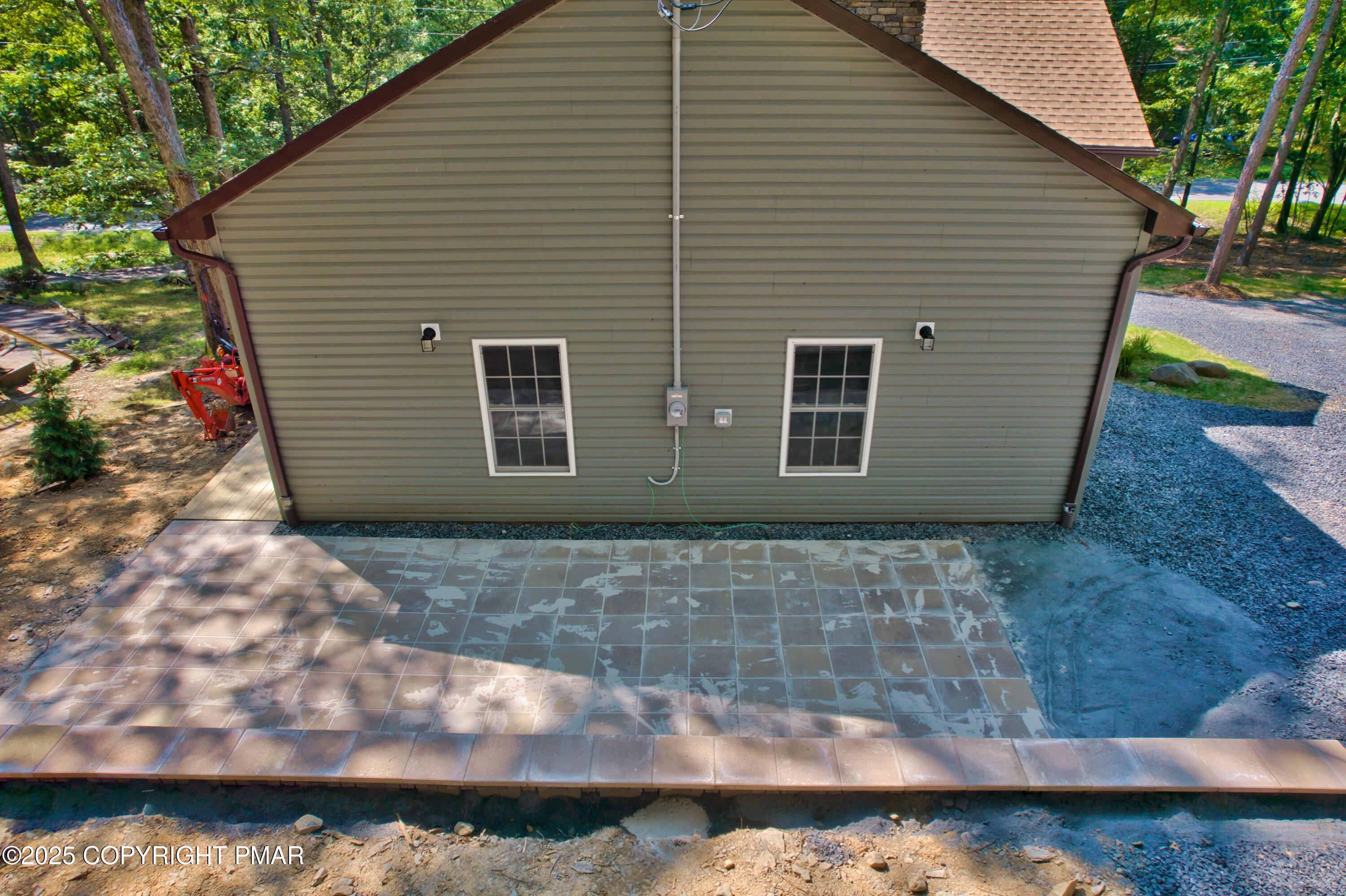 269 Stafford Drive Bushkill, PA 18324 - Photo 10 of 42 a view of back yard of the house