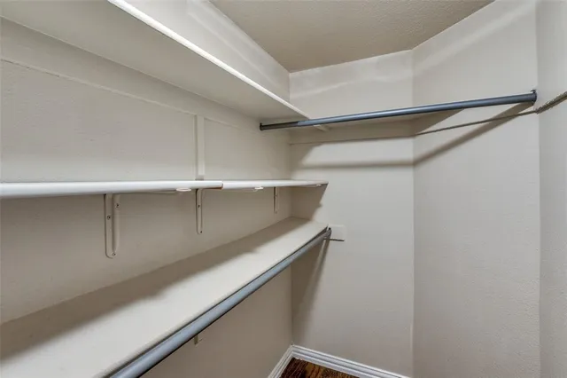 $975 | 18333 Roehampton Drive, Unit 238, Dallas, TX 75252