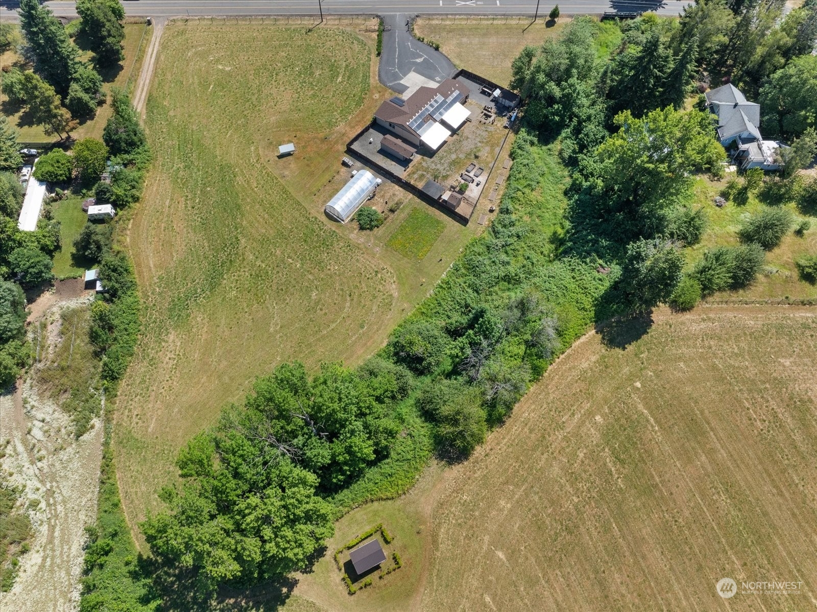 366 Twin Oaks Road Chehalis, WA 98532 - Photo 39 of 40 an aerial view of a house with a yard