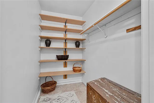 $500,000 | 26930 Metcalf Road, Louisburg, KS 66053