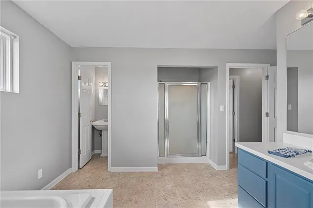 $500,000 | 26930 Metcalf Road, Louisburg, KS 66053