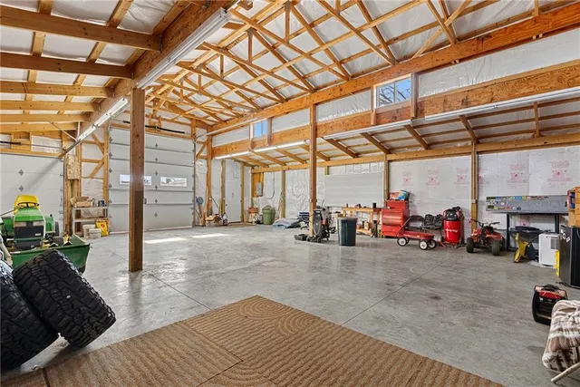 $500,000 | 26930 Metcalf Road, Louisburg, KS 66053