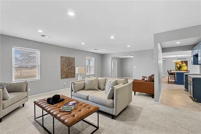 $500,000 | 26930 Metcalf Road, Louisburg, KS 66053