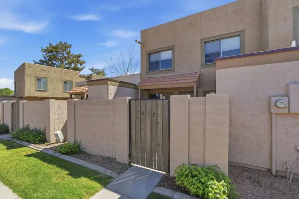 $1,550 | 1017 East Redfield Road, Tempe, AZ 85283