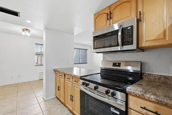 $1,550 | 1017 East Redfield Road, Tempe, AZ 85283