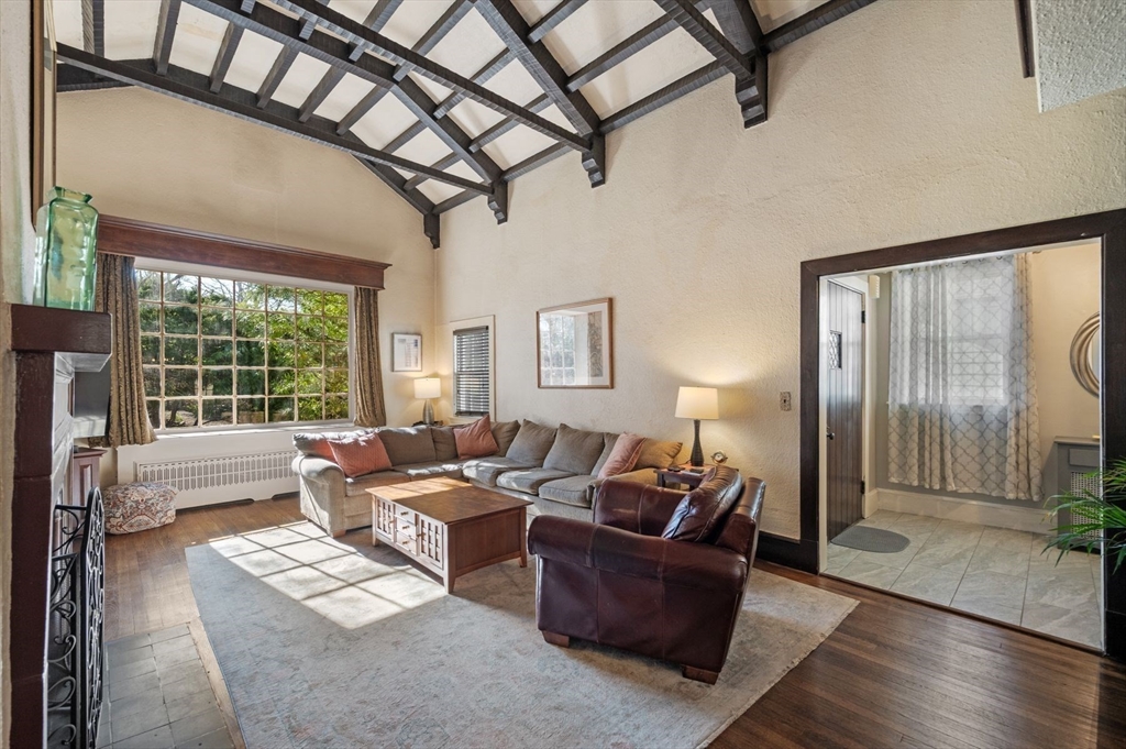 440 Puritan Road Swampscott, MA 01907 - Photo 11 of 43