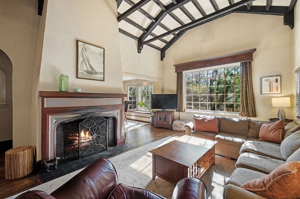 440 Puritan Road Swampscott, MA 01907 - Photo 10 of 43