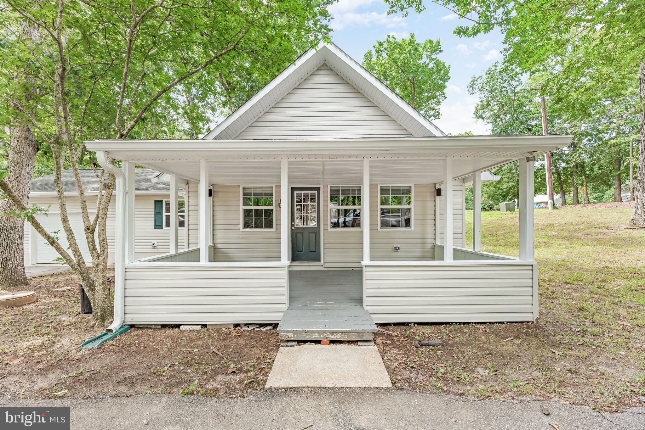 11432 Rawhide Road Lusby, MD 20657 - Photo 5 of 32 Covered Porch Off of the Great Room