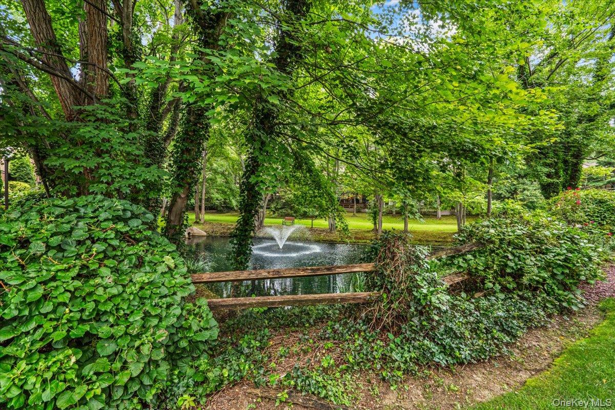 4 Spring Hollow Road Roslyn, NY 11576 - Photo 13 of 13 Gallery Image 13