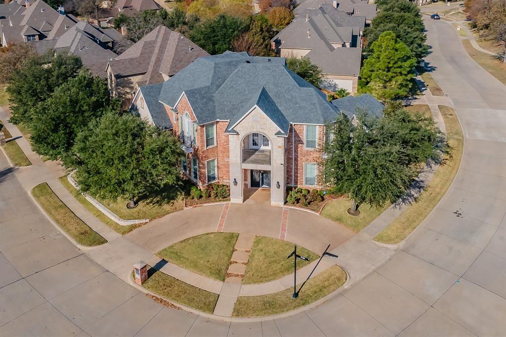 1004 Drake Drive Euless, TX 76039 - Photo 4 of 6