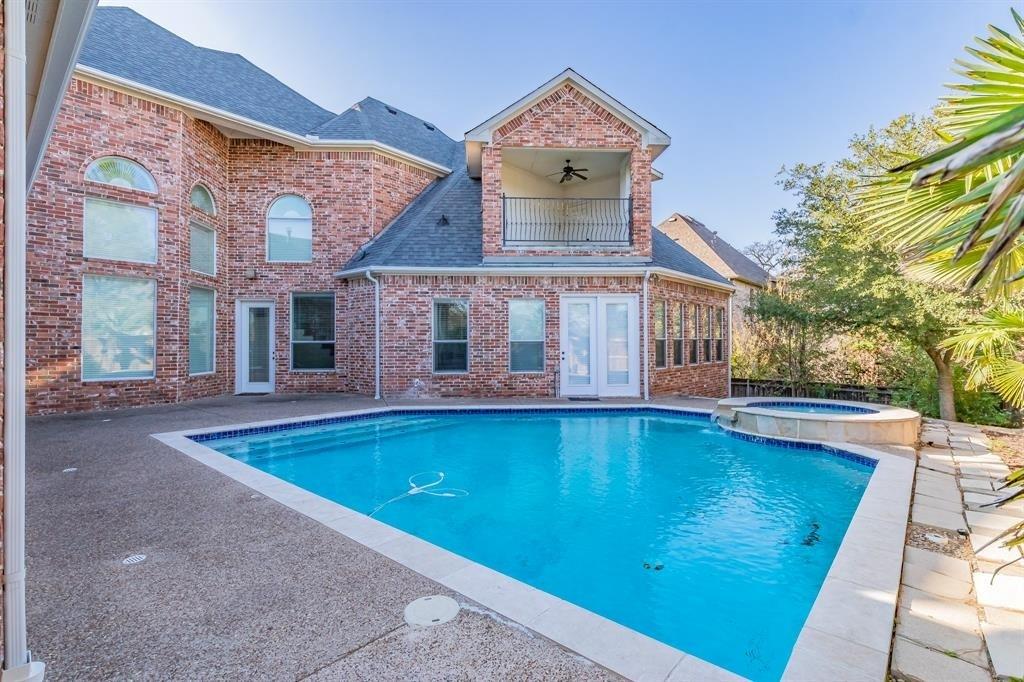 1004 Drake Drive Euless, TX 76039 - Photo 6 of 6