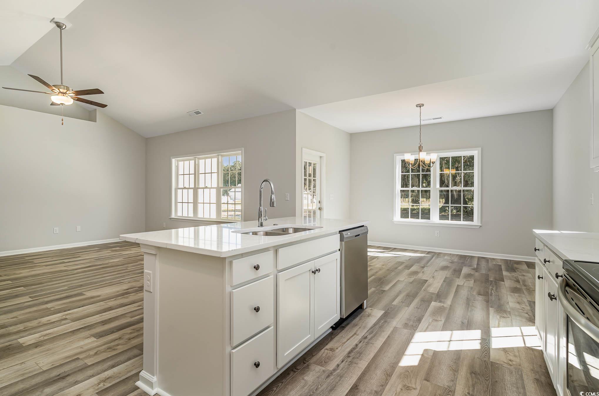 134 Double Pond Drive Georgetown, SC 29440 - Photo 8 of 38