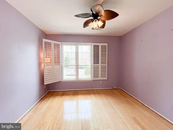 $1,950 | 1570 Spring Gate Dr., Unit 7109, McLean, VA 22102