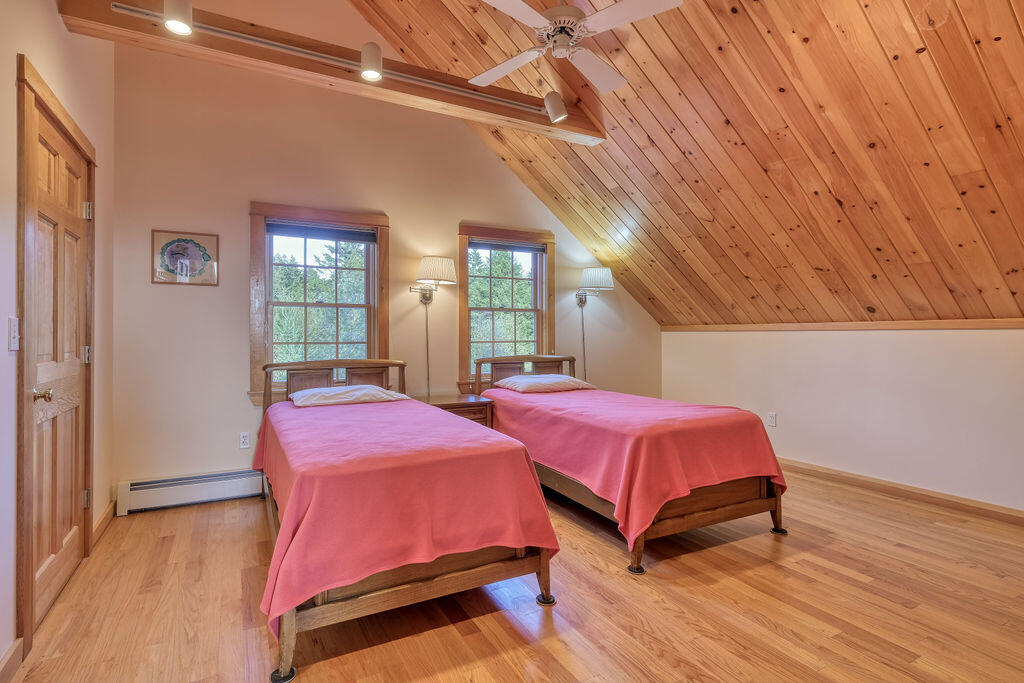 91 Whitman Road Stonington, ME 04681 - Photo 21 of 51 91Whitman-21