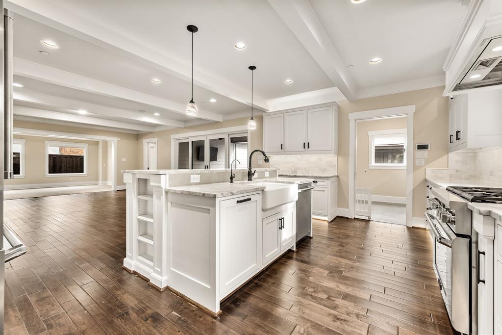 6842 Merrilee Lane Dallas, TX 75214 - Photo 13 of 40