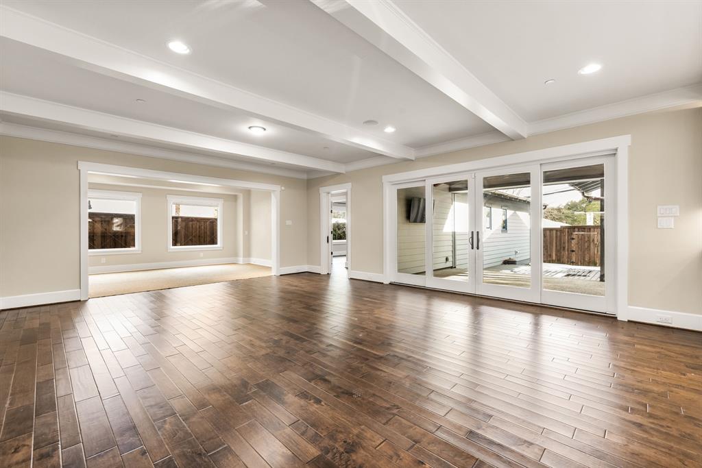 6842 Merrilee Lane Dallas, TX 75214 - Photo 18 of 40