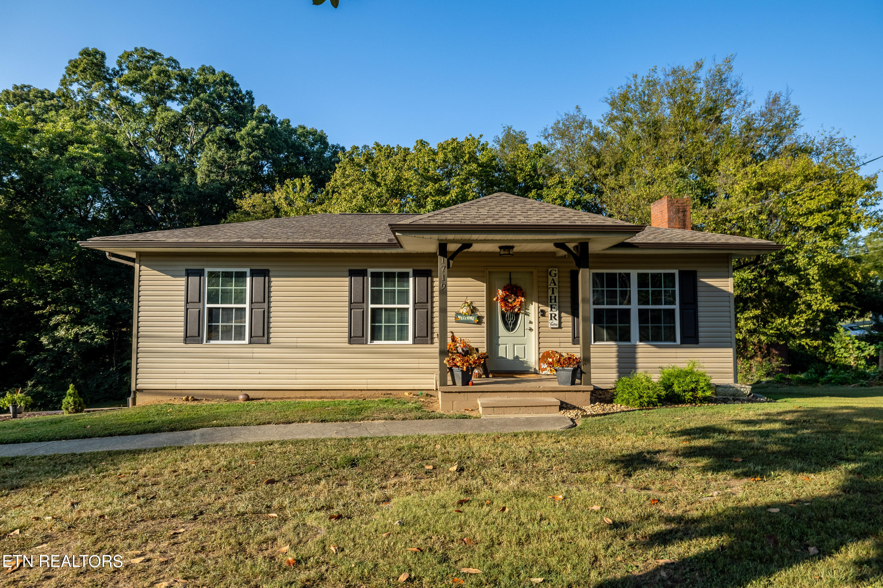 1719 Middlesettlements Road Maryville, TN 37801 - Photo 38 of 38 Welcome Home!
