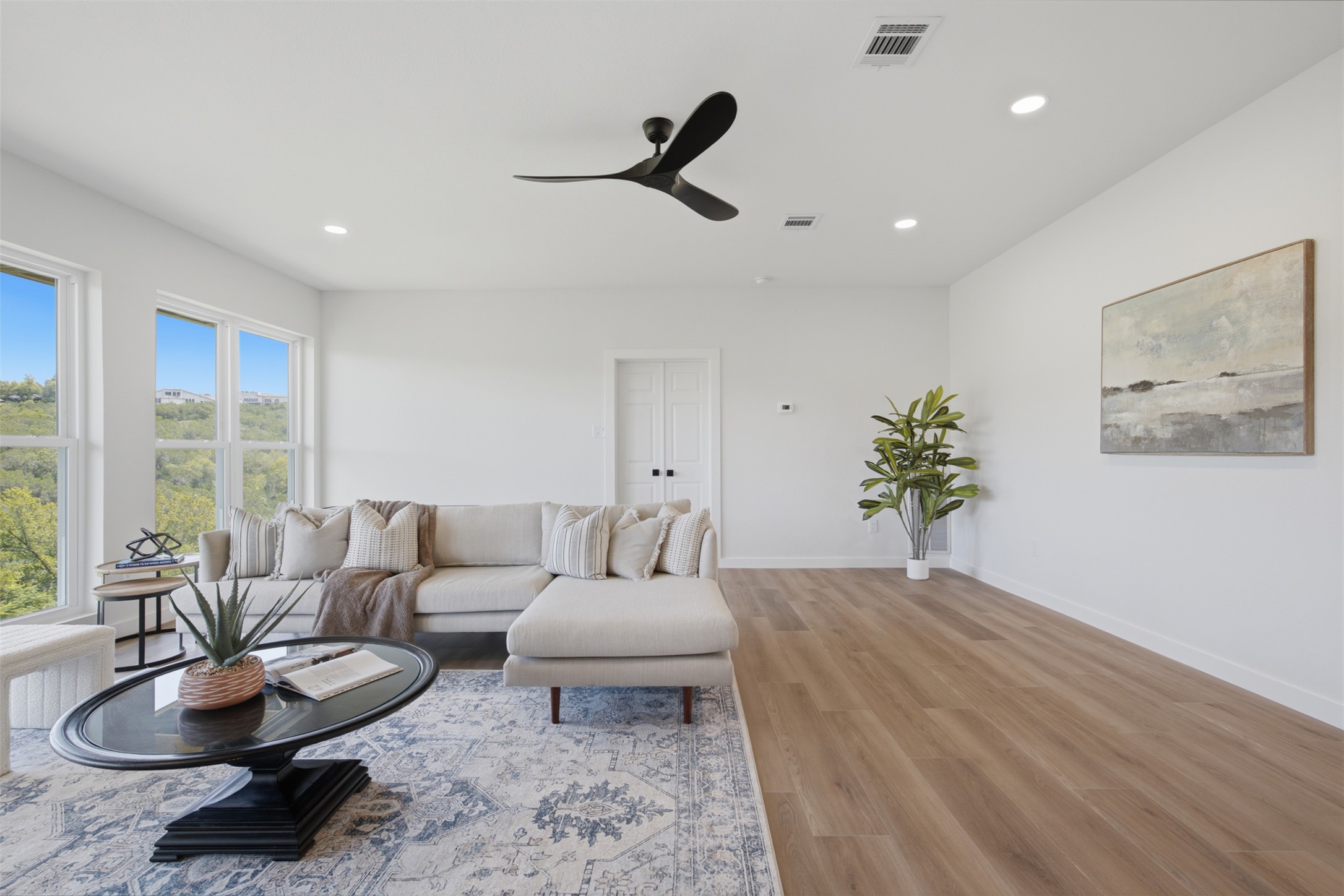 9312 Knoll Crest Loop Austin, TX 78759 - Photo 27 of 40 Gallery Image 27