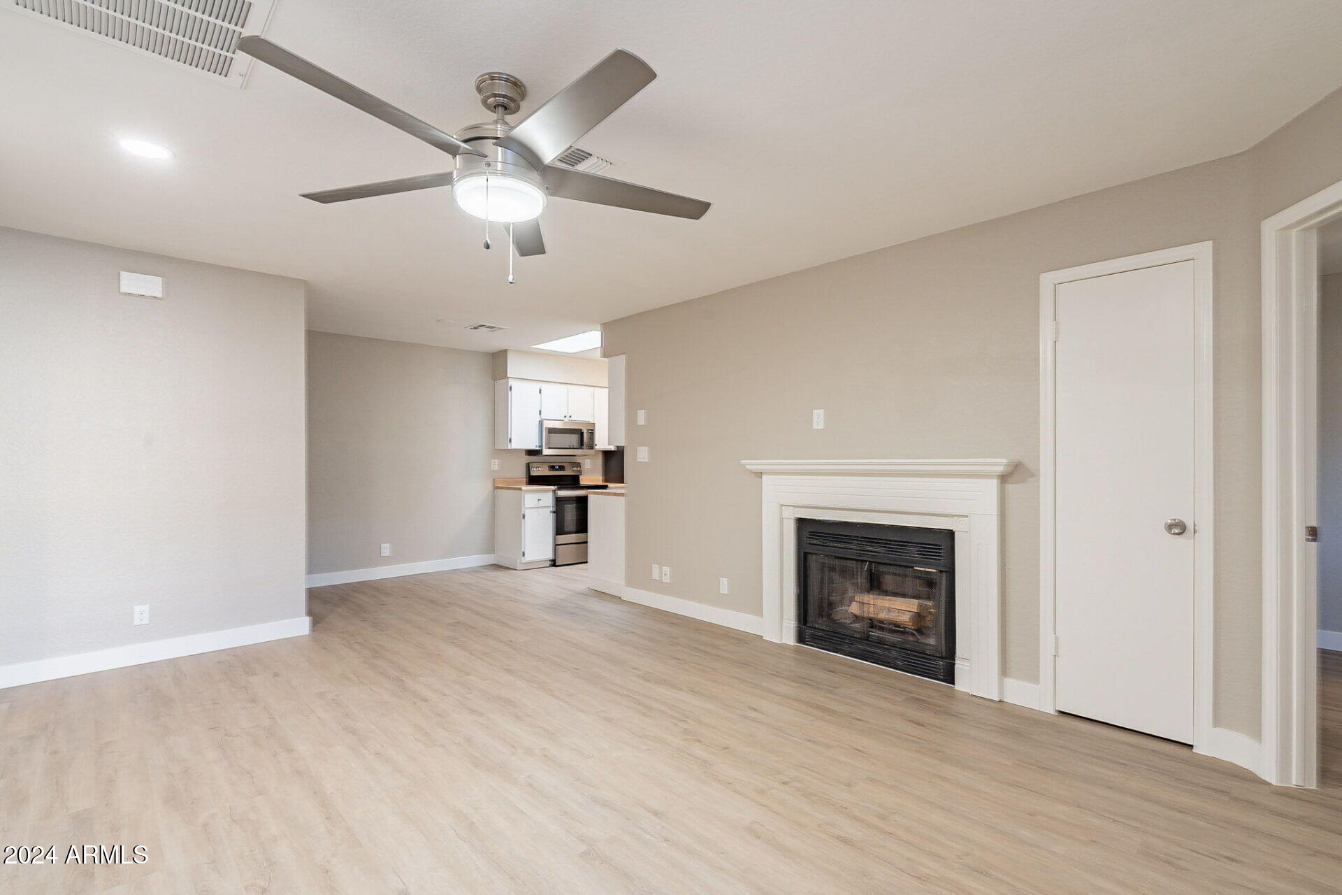 97 North Cooper Road, Unit 82 Chandler, AZ 85225 - Photo 19 of 33 15-web-or-mls-Cooper-15