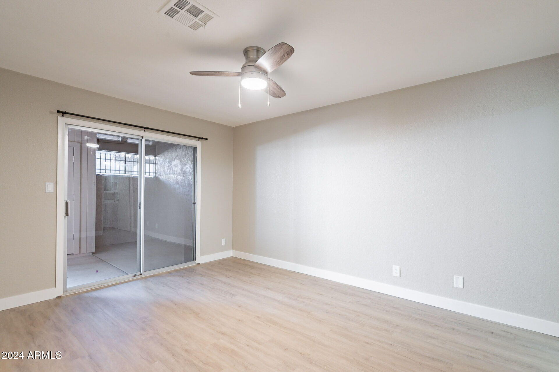 97 North Cooper Road, Unit 82 Chandler, AZ 85225 - Photo 22 of 33 18-web-or-mls-Cooper-18