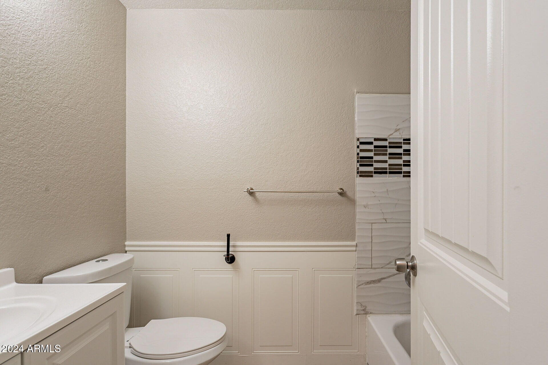 97 North Cooper Road, Unit 82 Chandler, AZ 85225 - Photo 30 of 33 26-web-or-mls-Cooper-26