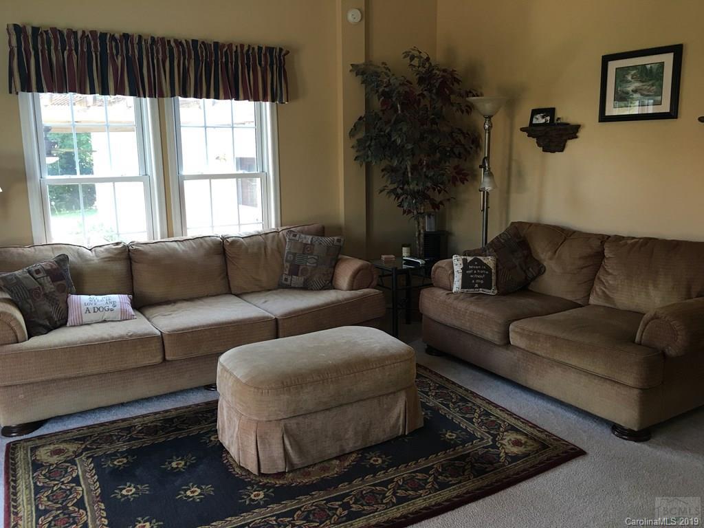 6041 Kaylas Ridge Road Connelly Springs, NC 28612 - Photo 6 of 10 Gallery Image 6