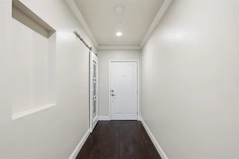 $595,000 | 500 Throckmorton Street, Unit 1605, Fort Worth, TX 76102