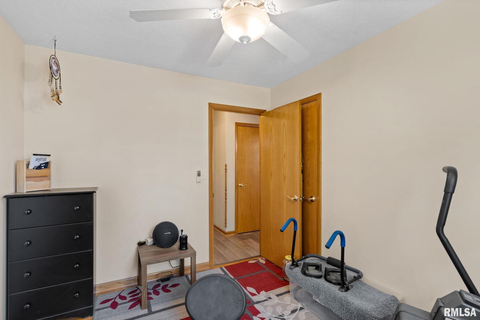 405 Westerfield Road Davenport, IA 52806 - Photo 18 of 33 Gallery Image 18