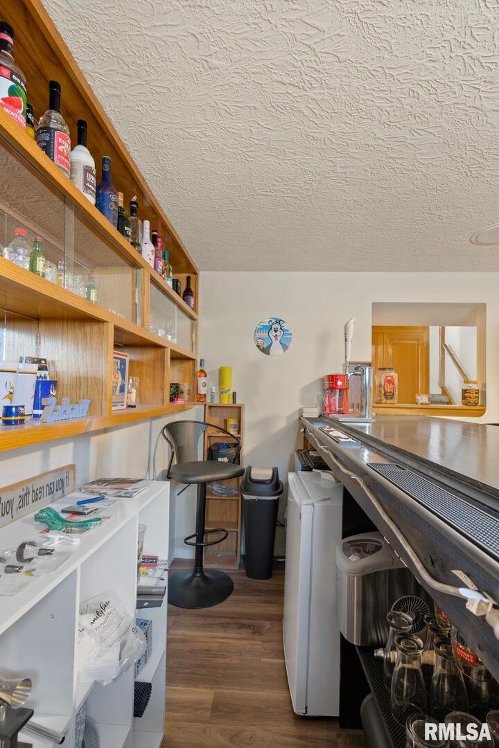 405 Westerfield Road Davenport, IA 52806 - Photo 23 of 33 Gallery Image 23