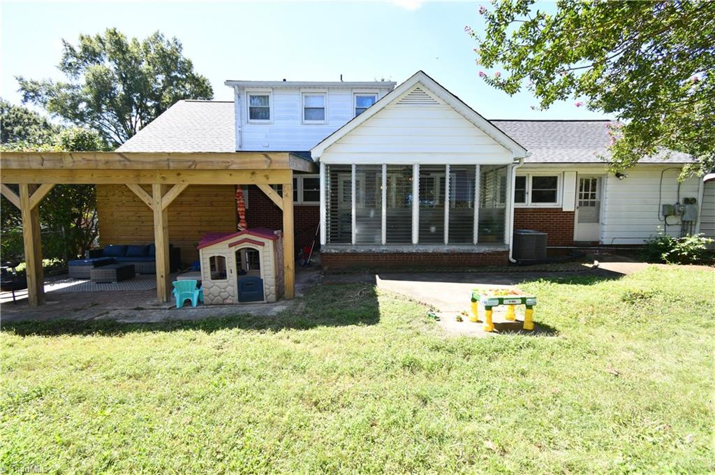 165 North Street Rural Hall, NC 27045 - Photo 3 of 19