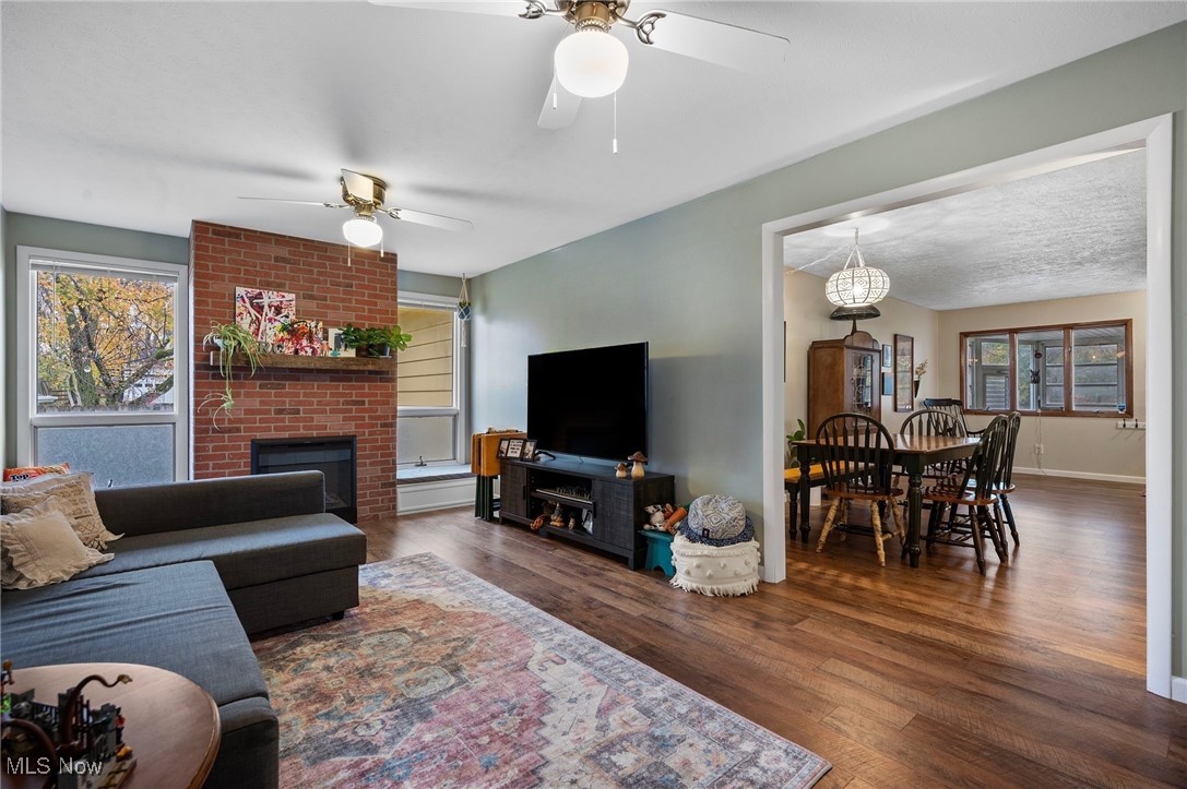 958 Wadsworth Road Medina, OH 44256 - Photo 9 of 49 Virtually enhanced with pictures taken off the wall