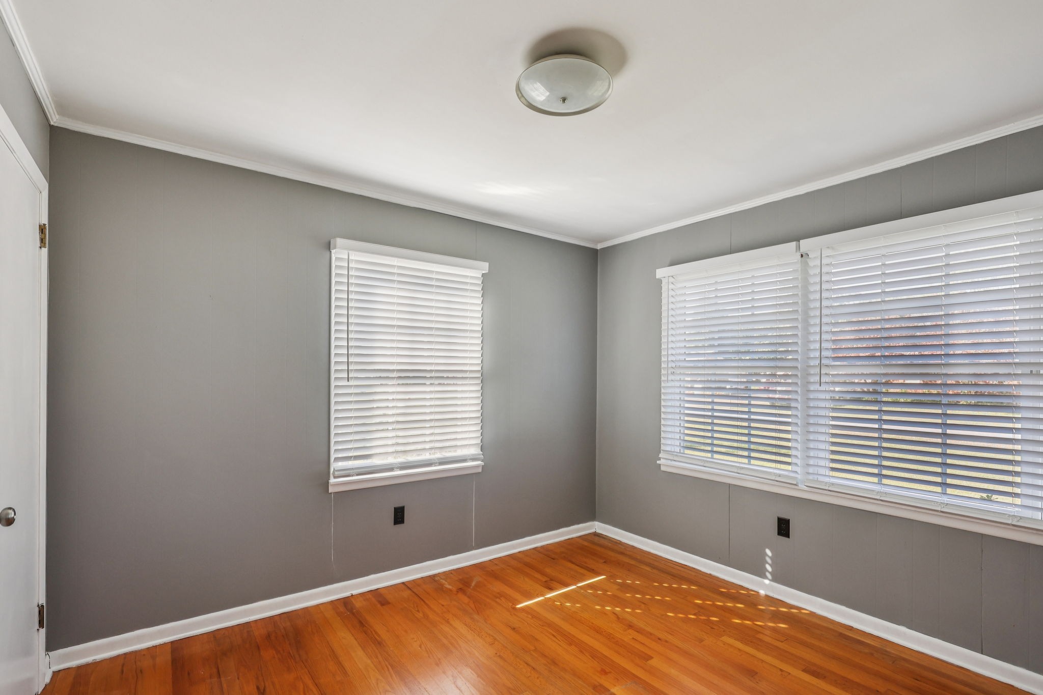 404 8th Avenue North Decherd, TN 37324 - Photo 10 of 23 a view of an empty room with a window