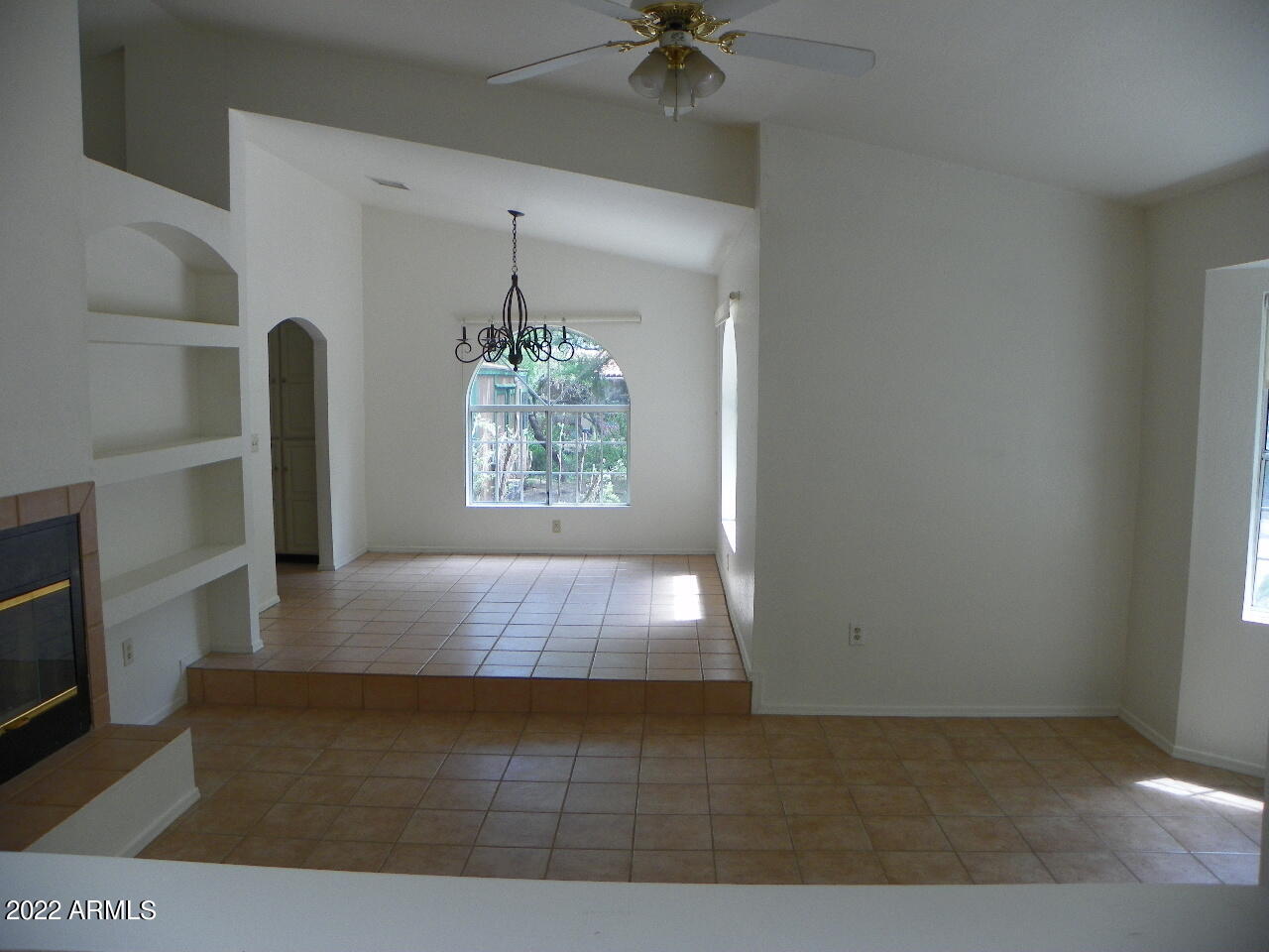 1385 Pendleton Drive Rio Rico, AZ 85648 - Photo 7 of 35 101_8464