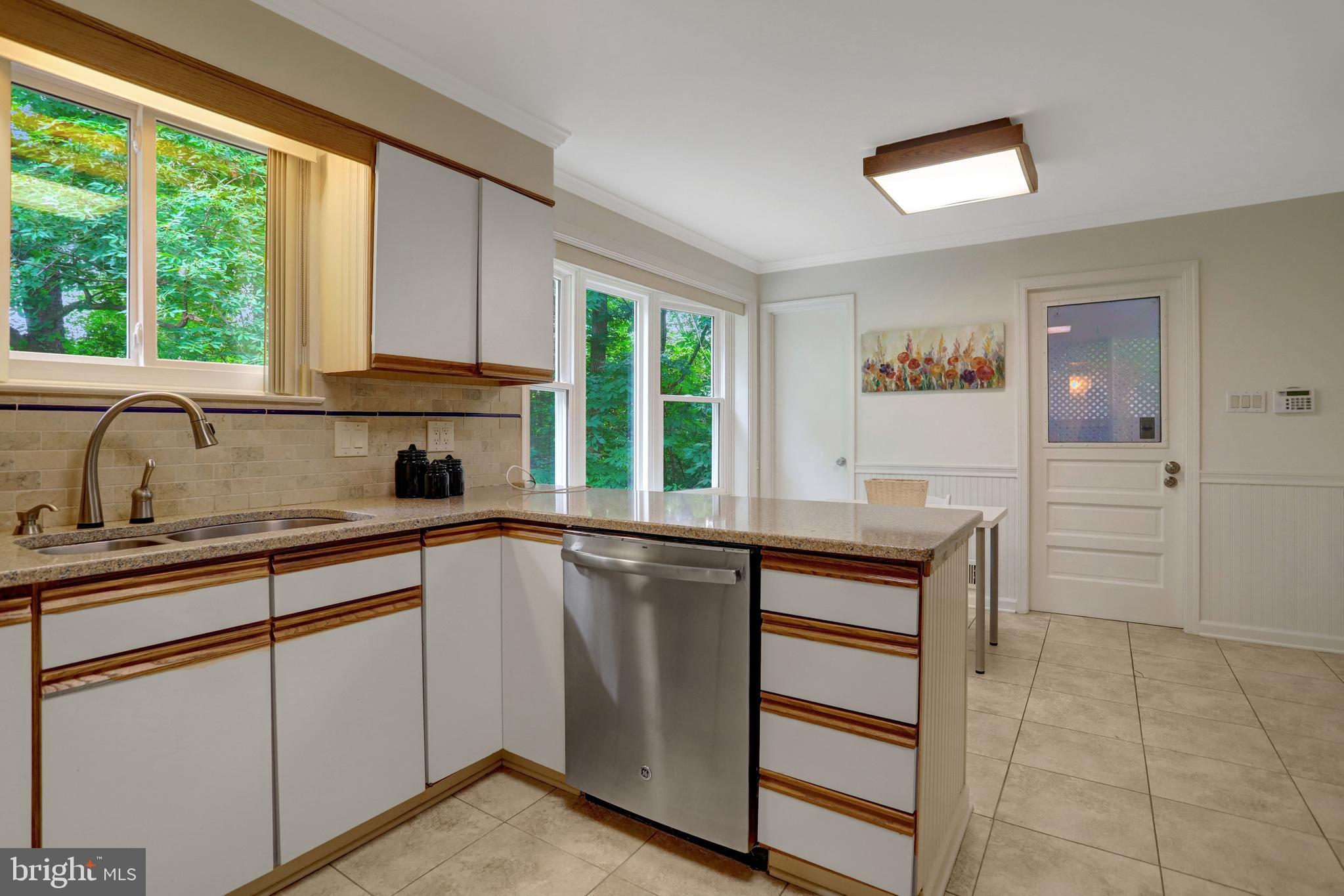 8447 Thames Street Springfield, VA 22151 - Photo 15 of 46