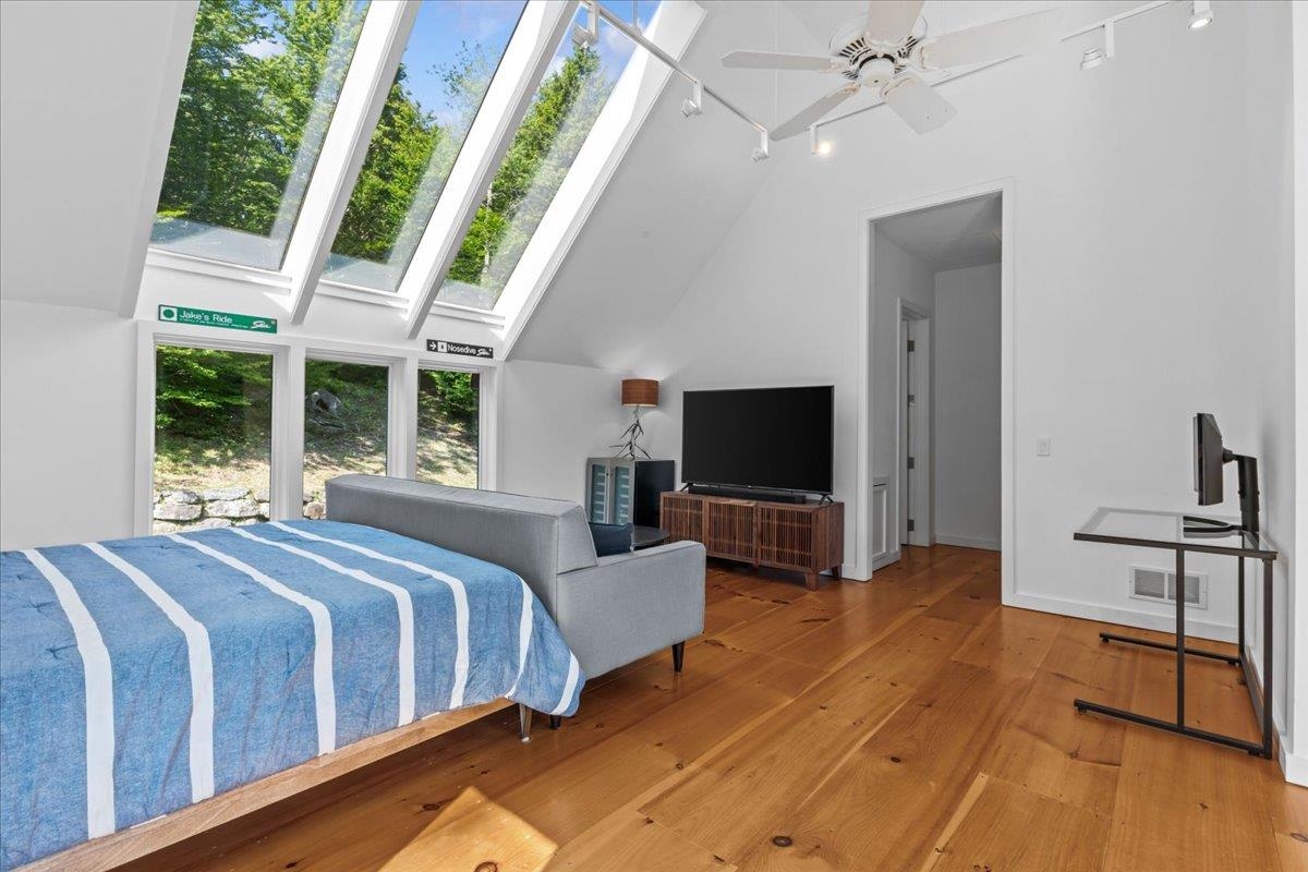 71 Sterling Ridge Road Stowe, VT 05672 - Photo 23 of 60
