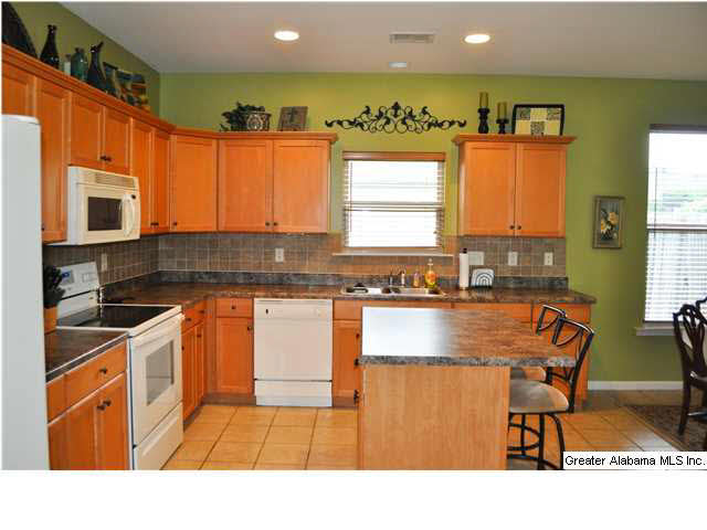 2201 Adkins Circle Moody, AL 35004 - Photo 4 of 16