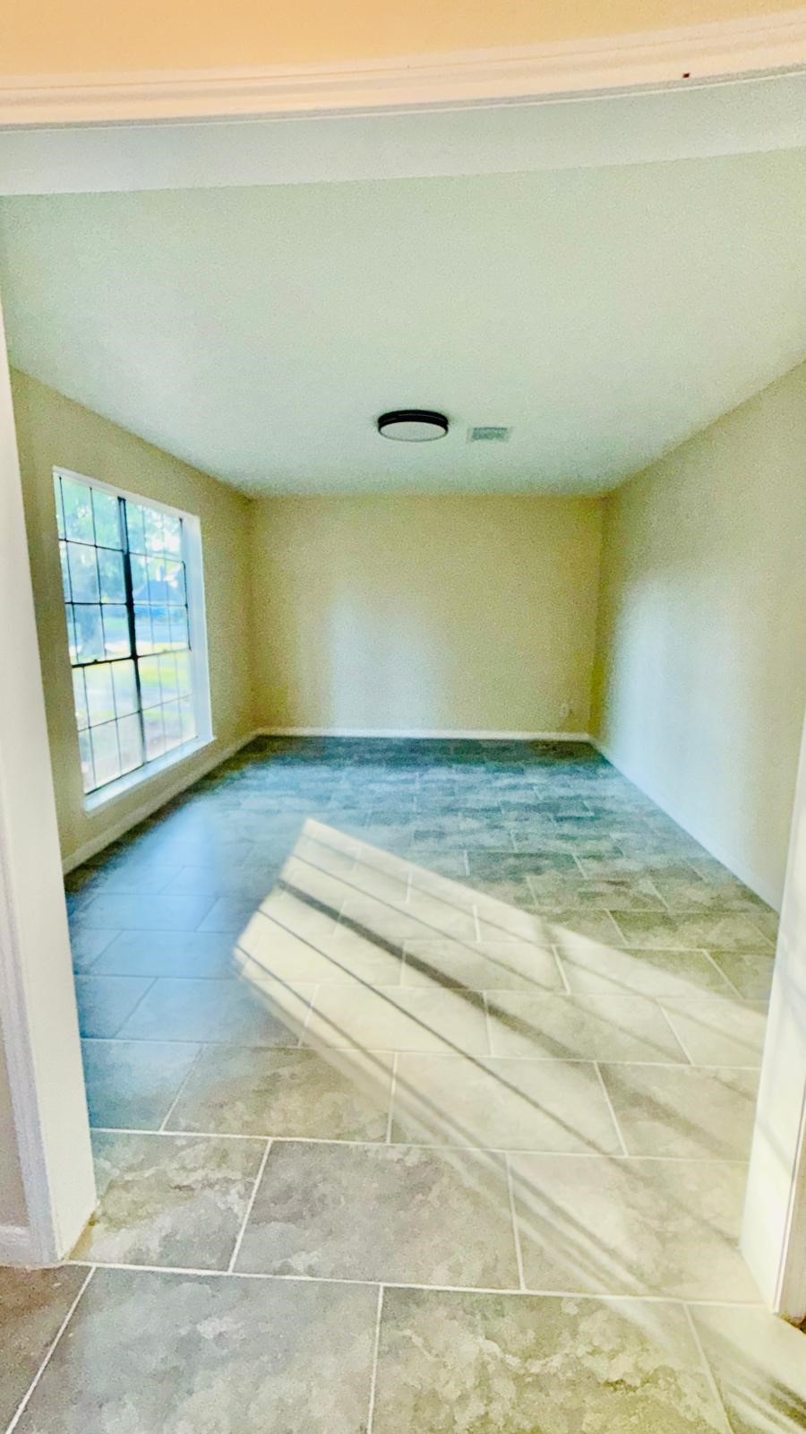 25514 Lynbriar Lane Spring, TX 77373 - Photo 4 of 36