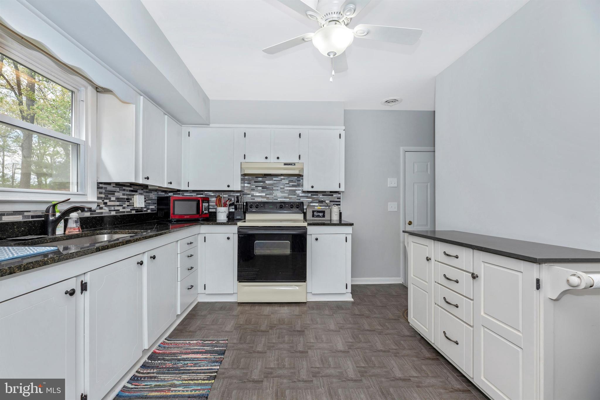 2924 Timber Ridge Drive Mount Airy, MD 21771 - Photo 16 of 49 Gallery Image 16